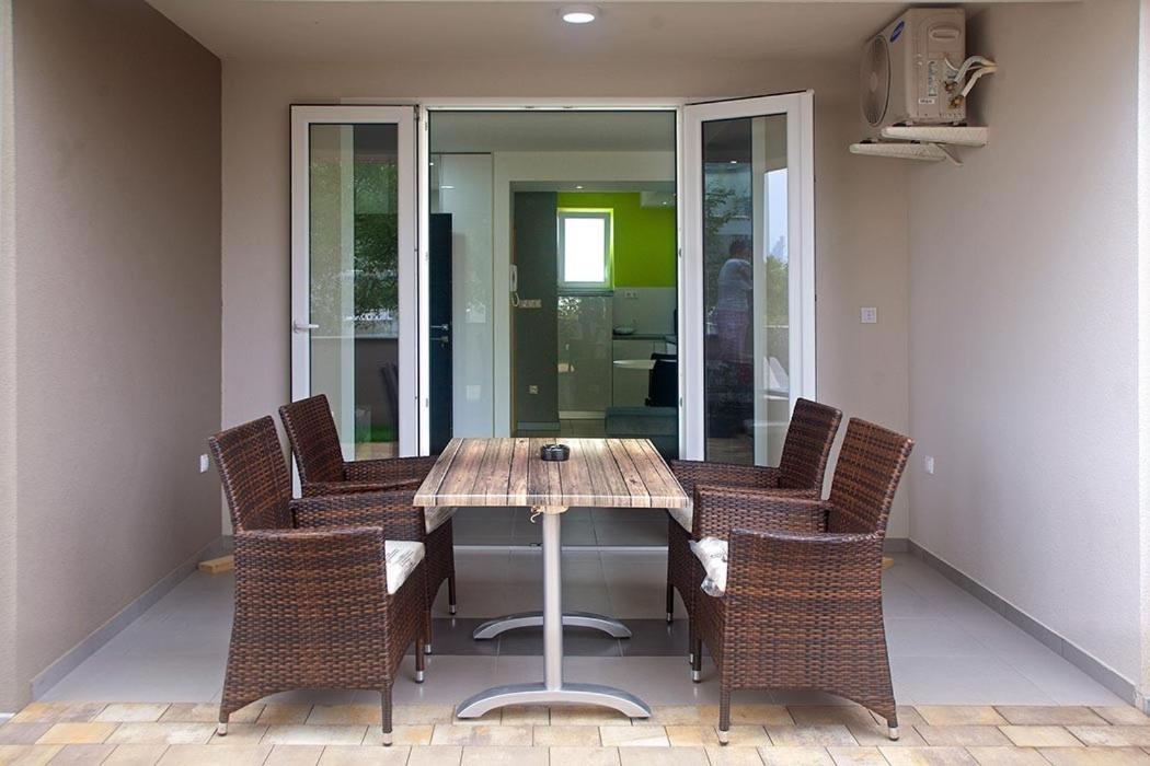 Residence Daska II Njivice Luaran gambar